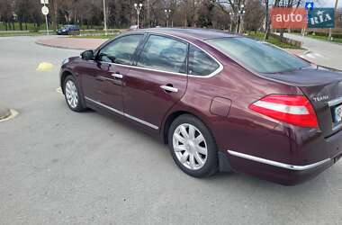 Седан Nissan Teana 2010 в 