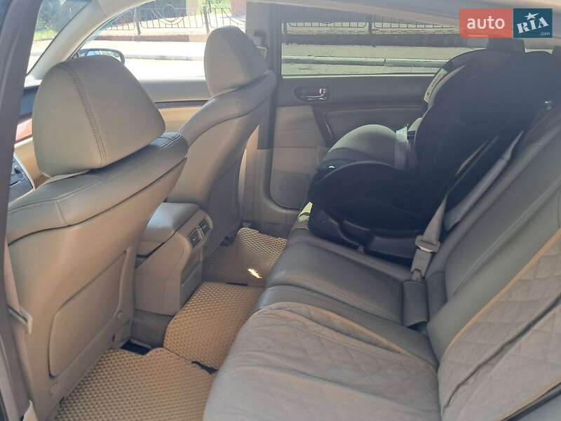 Седан Nissan Teana 2007 в Южноукраинске