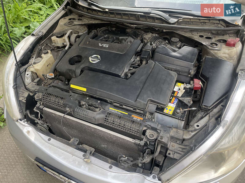 Седан Nissan Teana 2008 в Ивано-Франковске