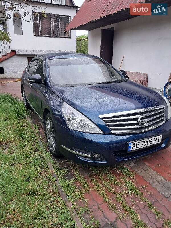 Седан Nissan Teana 2008 в Днепре