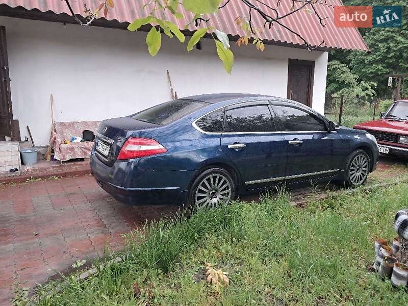 Седан Nissan Teana 2008 в Днепре