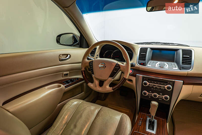 Седан Nissan Teana 2010 в Києві