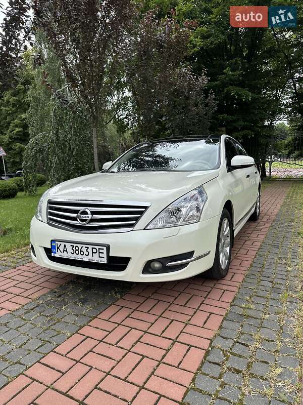 Nissan Teana 2010