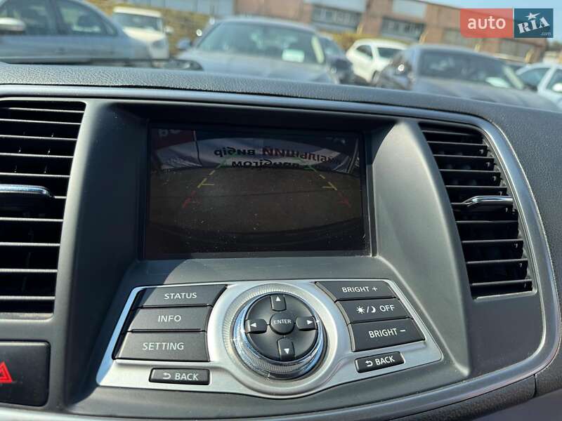 Седан Nissan Teana 2010 в Запоріжжі