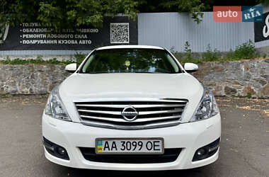 Седан Nissan Teana 2013 в Киеве