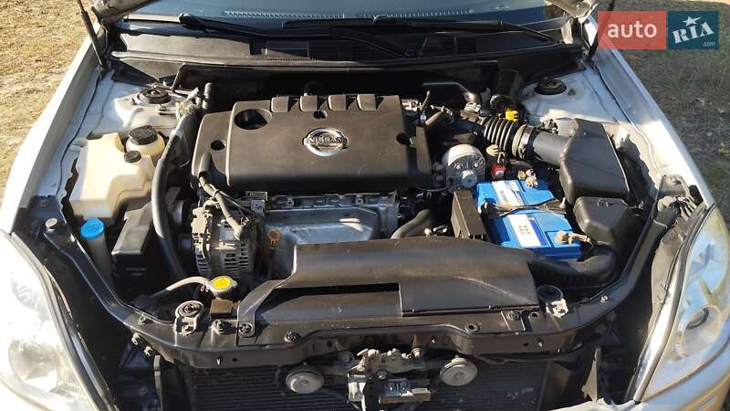 Седан Nissan Teana 2006 в Днепре