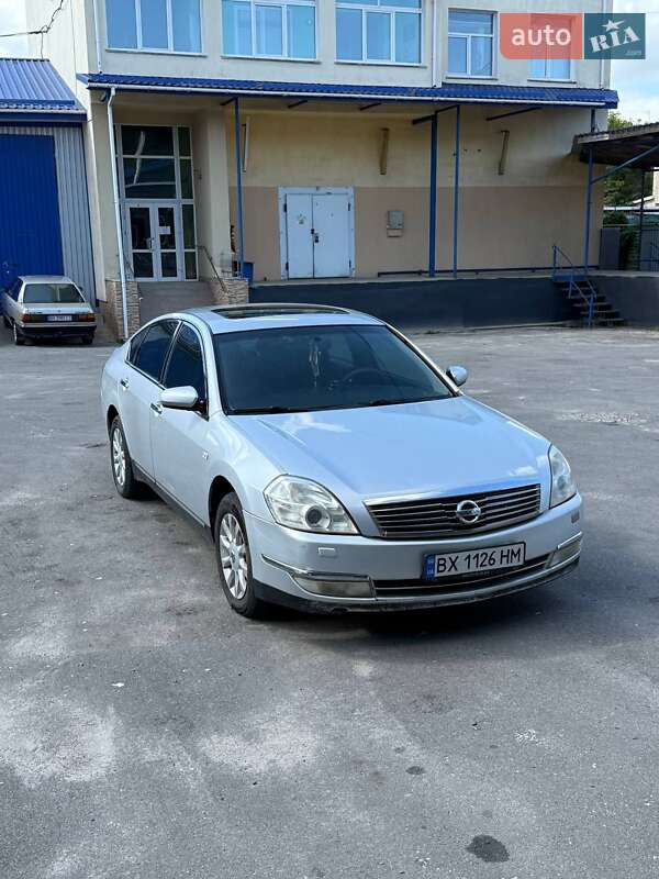 Седан Nissan Teana 2006 в Деражне