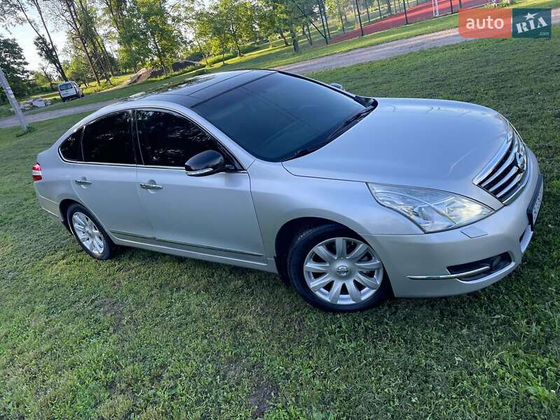 Седан Nissan Teana 2008 в Львові