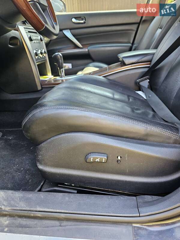 Седан Nissan Teana 2008 в Львові