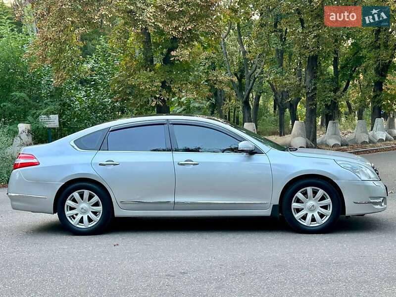 Седан Nissan Teana 2008 в Одессе
