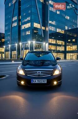 Седан Nissan Teana 2011 в 