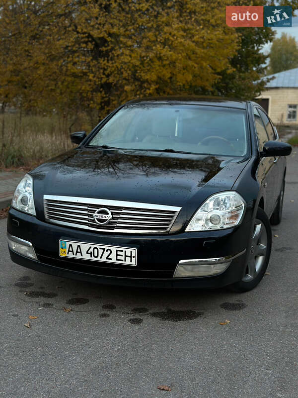 Седан Nissan Teana 2007 в Шостке