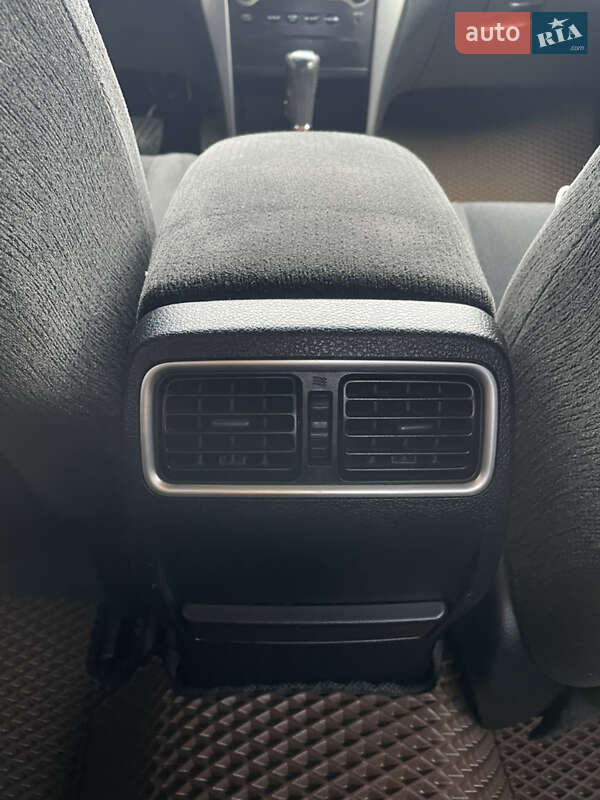Седан Nissan Teana 2012 в Киеве фото 12 Седан Nissan Teana 2012 в Киеве