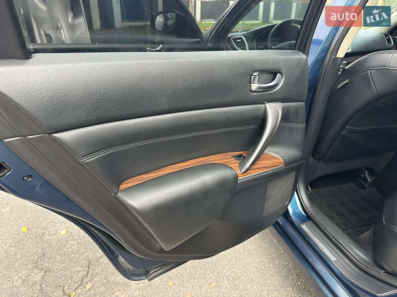 Седан Nissan Teana 2008 в Вінниці