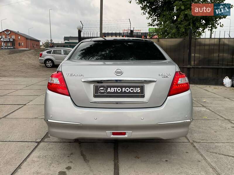 Седан Nissan Teana 2010 в Киеве фото 6 Седан Nissan Teana 2010 в Киеве