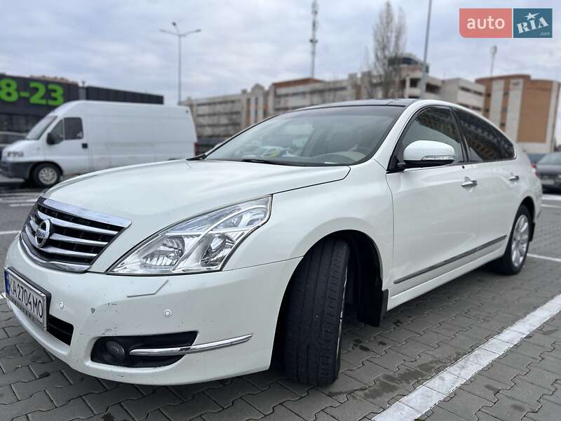 Седан Nissan Teana 2008 в Киеве
