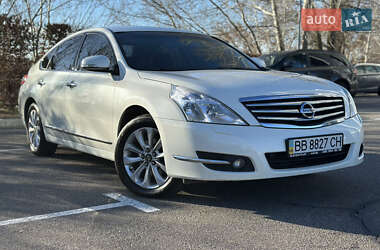 Седан Nissan Teana 2012 в Киеве