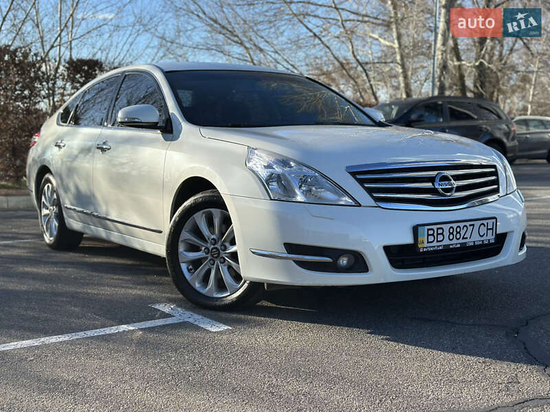 Nissan Teana 2012