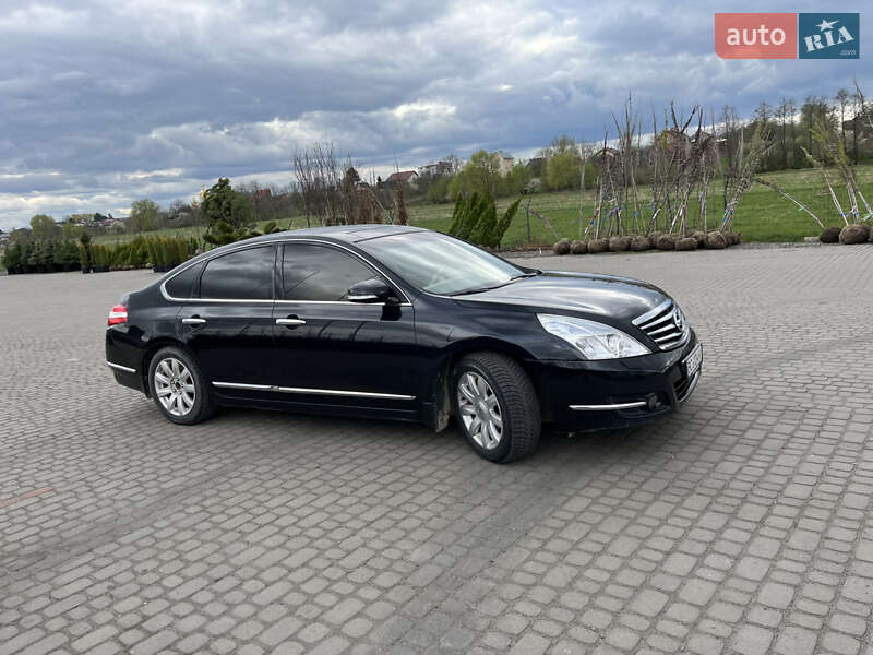 Седан Nissan Teana 2008 в Львові