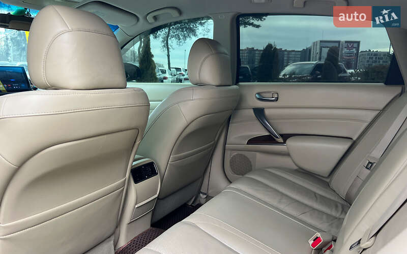 Седан Nissan Teana 2008 в Львові