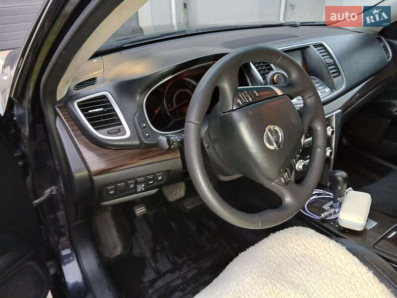 Седан Nissan Teana 2013 в Івано-Франківську