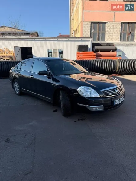 Nissan Teana