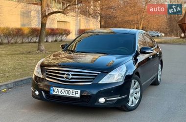 Седан Nissan Teana 2010 в Киеве