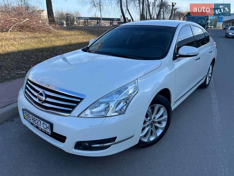 Седан Nissan Teana 2012 в Києві