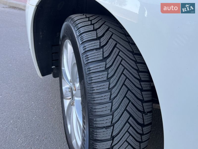 Седан Nissan Teana 2012 в Києві