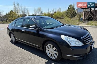 Седан Nissan Teana 2010 в Києві