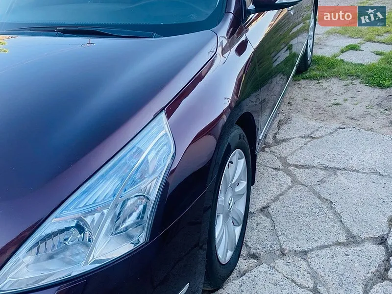 Nissan Teana 2010