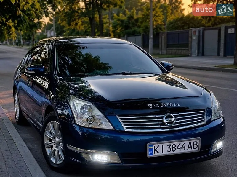 Nissan Teana