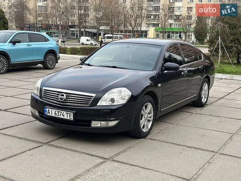 Nissan Teana