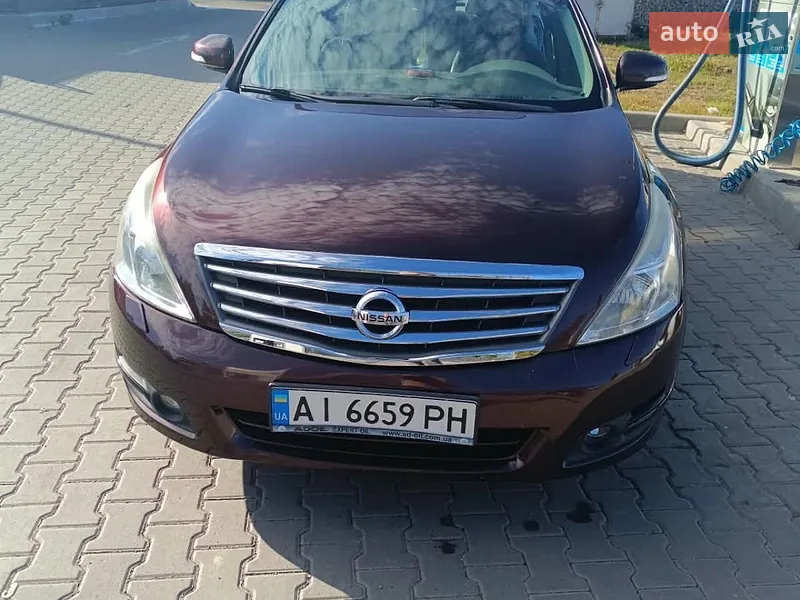 Nissan Teana