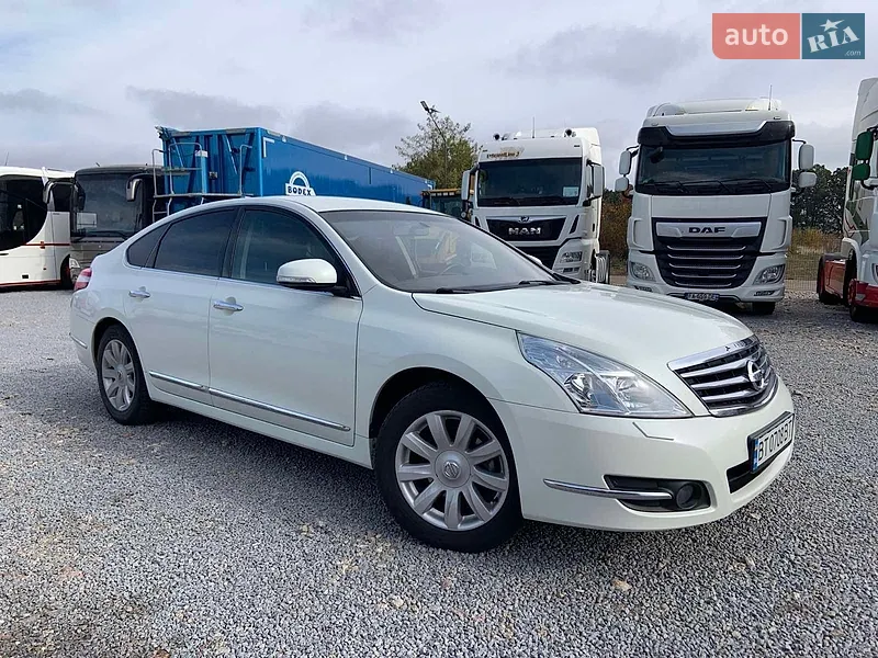 Nissan Teana