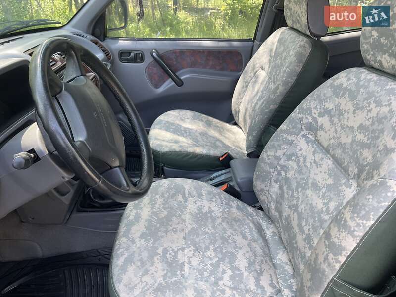 Позашляховик / Кросовер Nissan Terrano II 1997 в Дніпрі