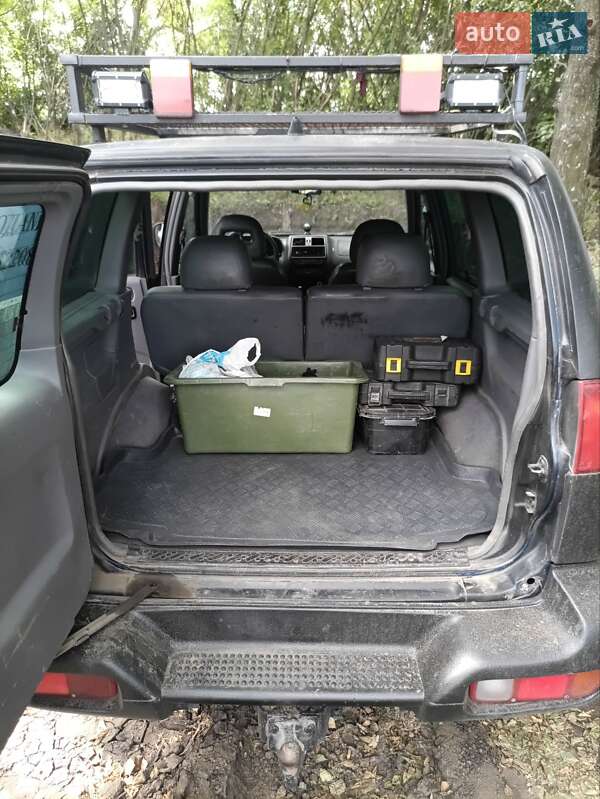 Nissan Terrano II