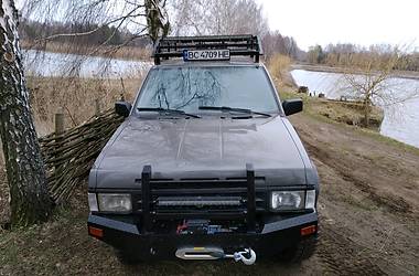 Внедорожник / Кроссовер Nissan Terrano 1989 в Львове