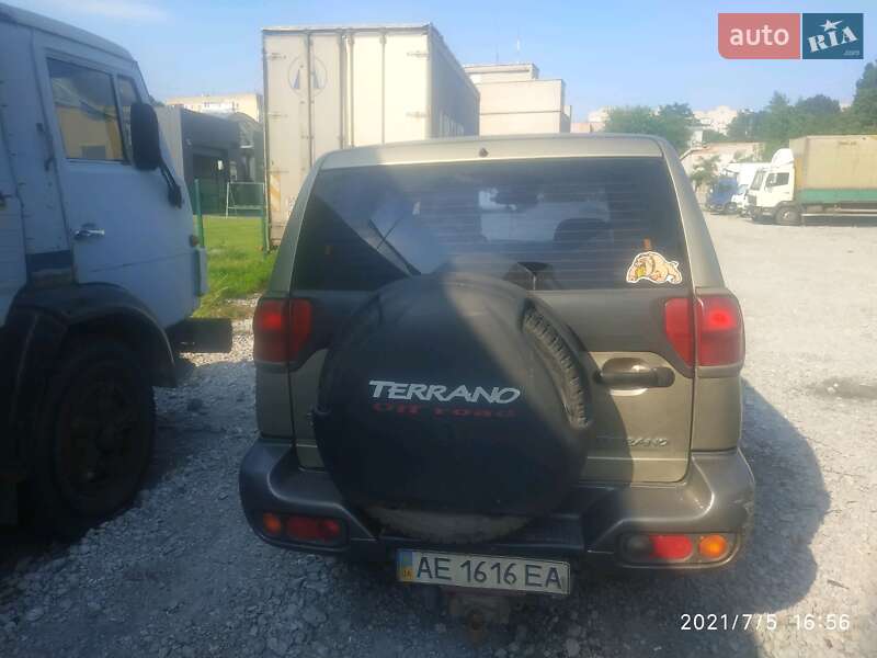 Внедорожник / Кроссовер Nissan Terrano 2003 в Днепре