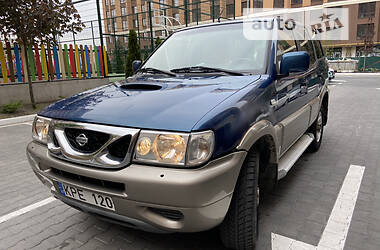 Внедорожник / Кроссовер Nissan Terrano 2001 в Киеве