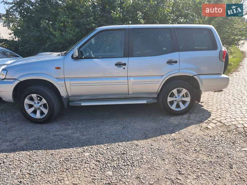 Позашляховик / Кросовер Nissan Terrano 2003 в Поляні
