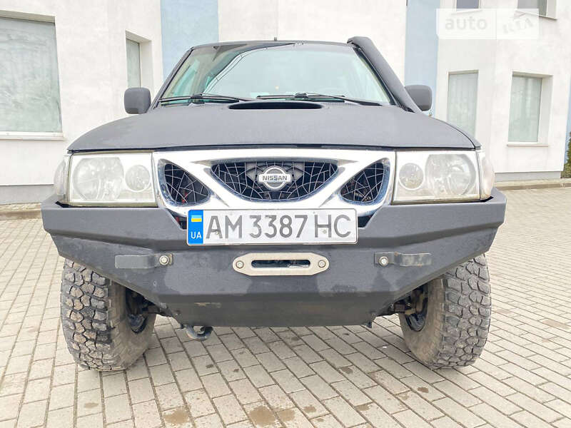Внедорожник / Кроссовер Nissan Terrano 2001 в Житомире