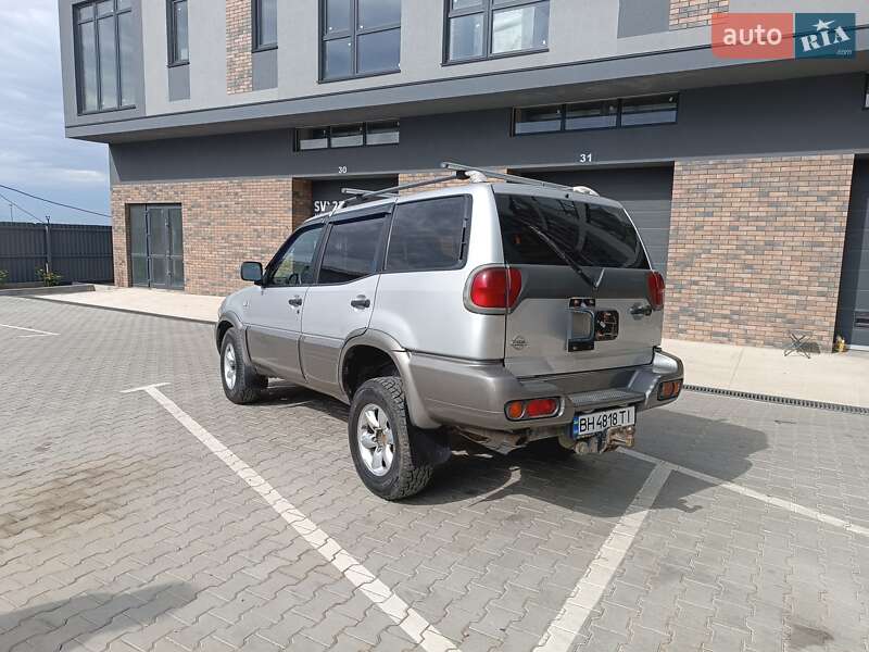 Позашляховик / Кросовер Nissan Terrano 2001 в Одесі