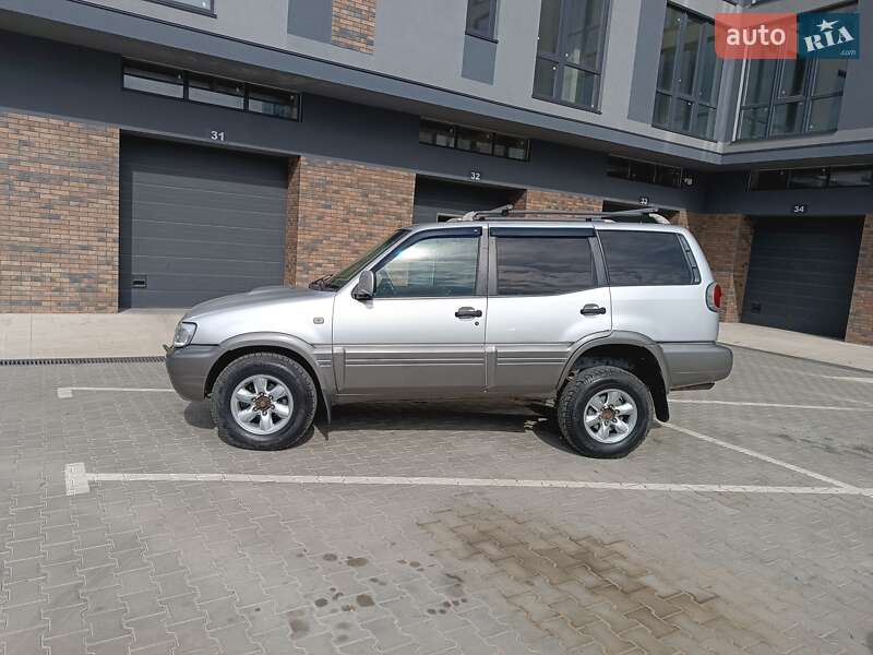 Позашляховик / Кросовер Nissan Terrano 2001 в Одесі