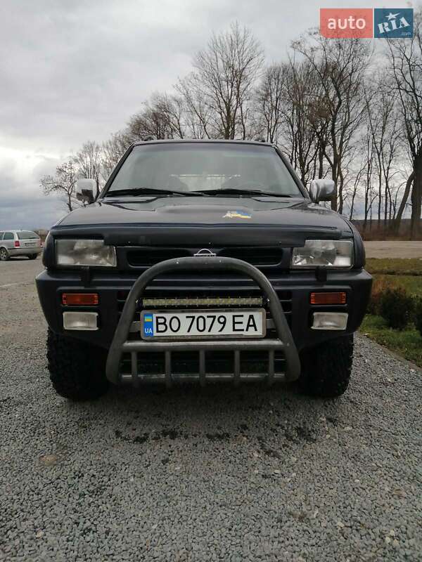 Внедорожник / Кроссовер Nissan Terrano 1993 в Тернополе фото 4 Внедорожник / Кроссовер Nissan Terrano 1993 в Тернополе