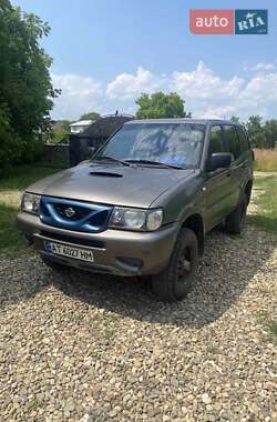 Позашляховик / Кросовер Nissan Terrano 2000 в Верховині