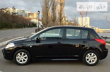 Хэтчбек Nissan TIIDA 2012 в Одессе