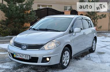 Хэтчбек Nissan TIIDA 2009 в Одессе