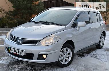 Хэтчбек Nissan TIIDA 2009 в Одессе