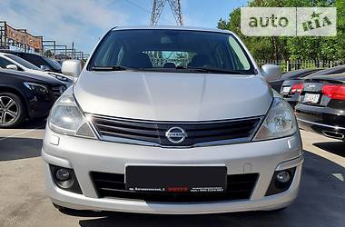 Хэтчбек Nissan TIIDA 2011 в Николаеве